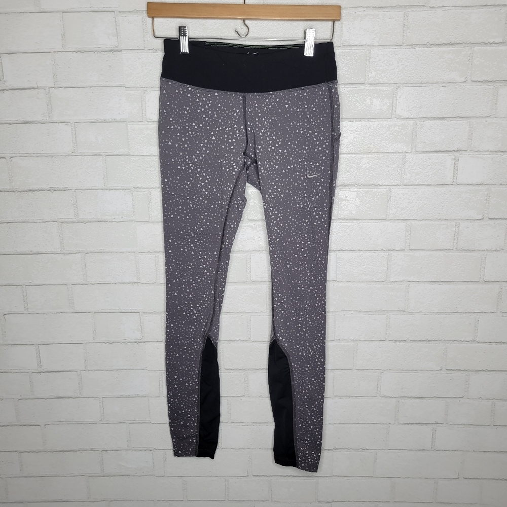Nike Gray Triangle Print Active Leggings